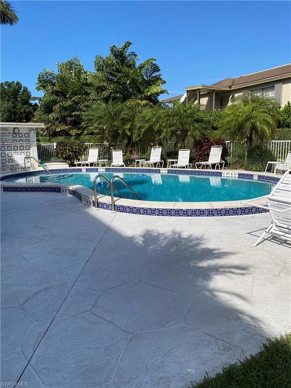 3150 Binnacle Dr 3b, Naples, FL 34103-44