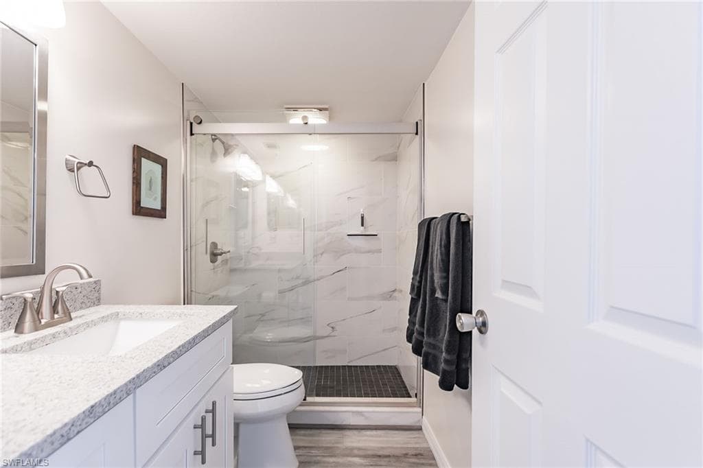 380 Seaview Ct 604, Marco Island, FL 34145-18