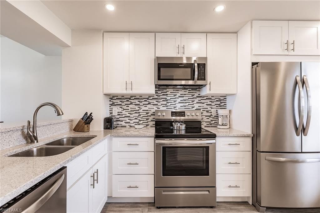 380 Seaview Ct 604, Marco Island, FL 34145-7
