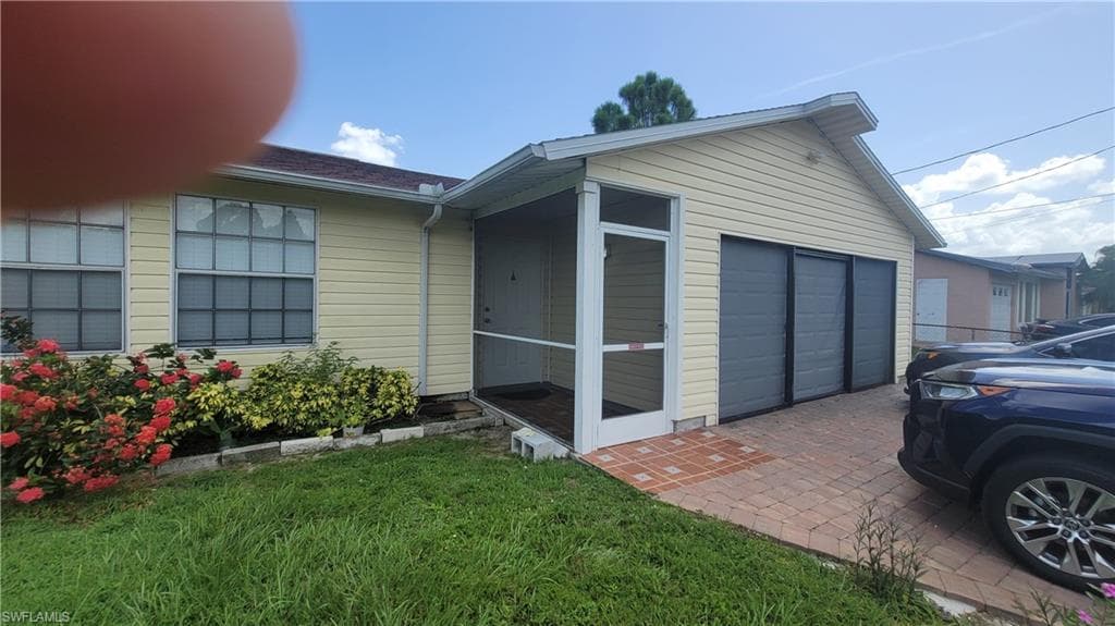 3711 10th St SW, Lehigh Acres, FL 33976-11