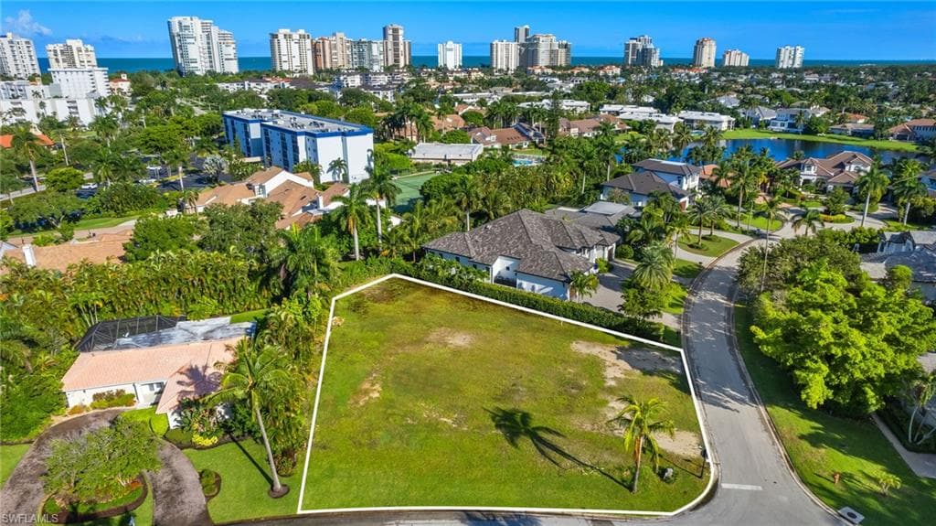 4103 Willowhead Way, Naples, FL 34103-4