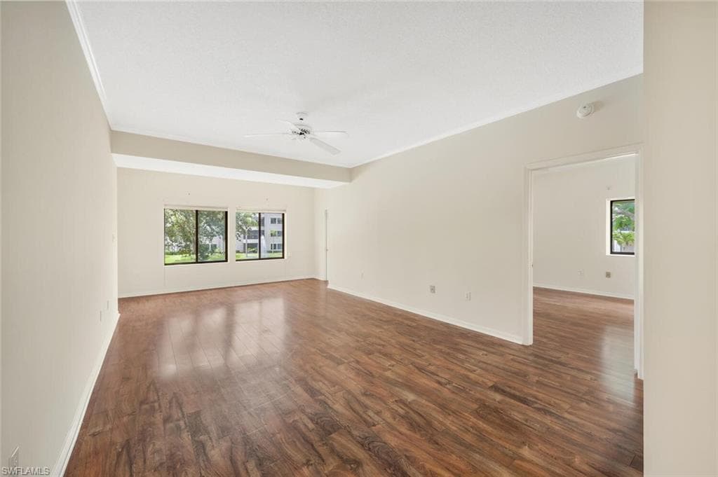 900 Arbor Lake Dr 206, Naples, FL 34110-4