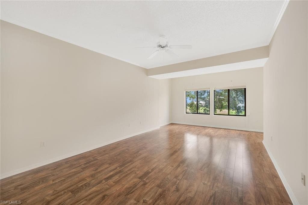 900 Arbor Lake Dr 206, Naples, FL 34110-5