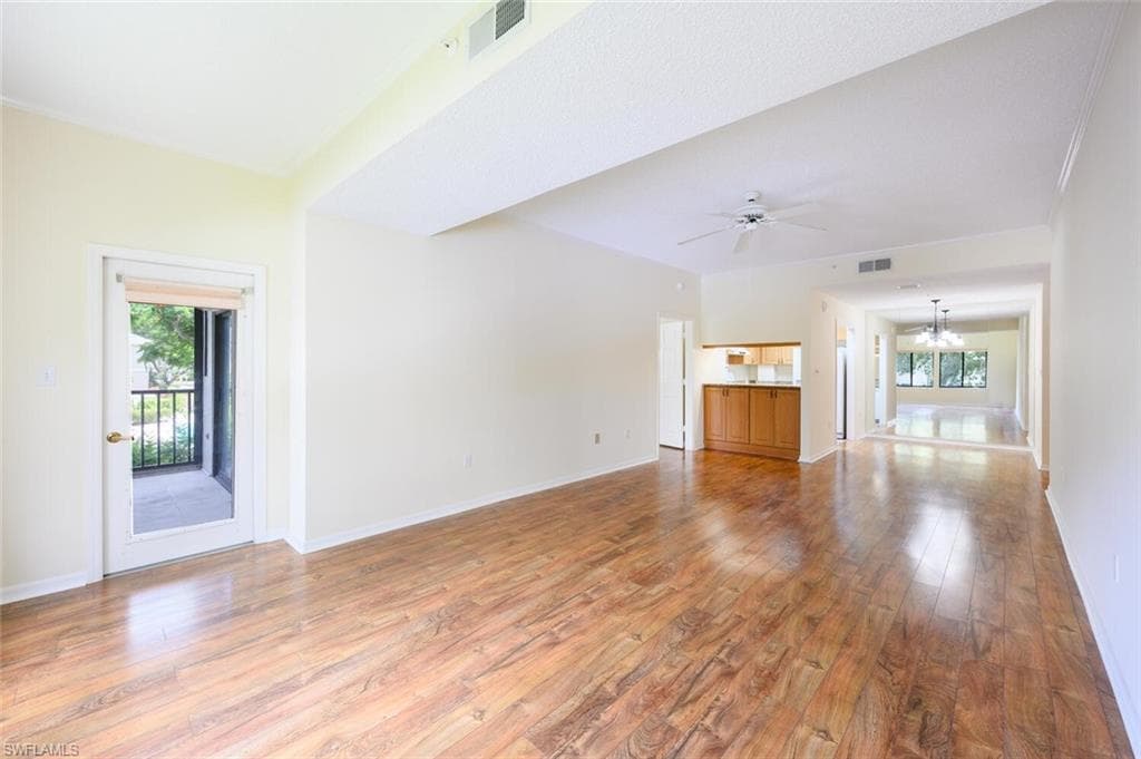 900 Arbor Lake Dr 206, Naples, FL 34110-6