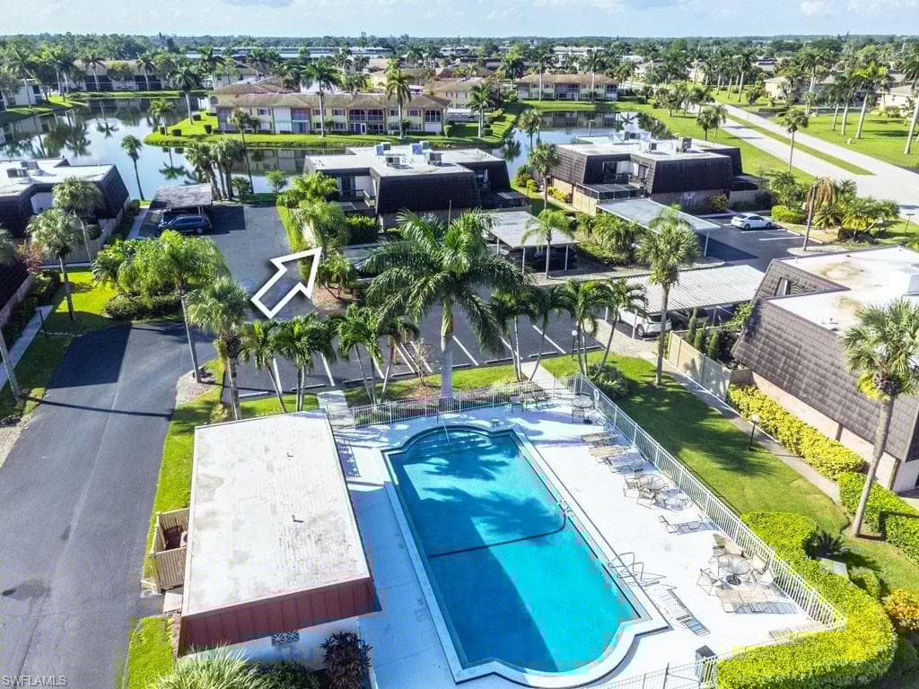 124 Lake Point Ln 2b, Naples, FL 34112-29