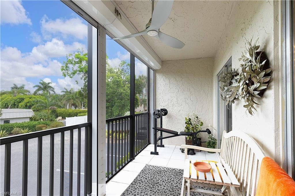 788 Park Shore Dr A20, Naples, FL 34103-32