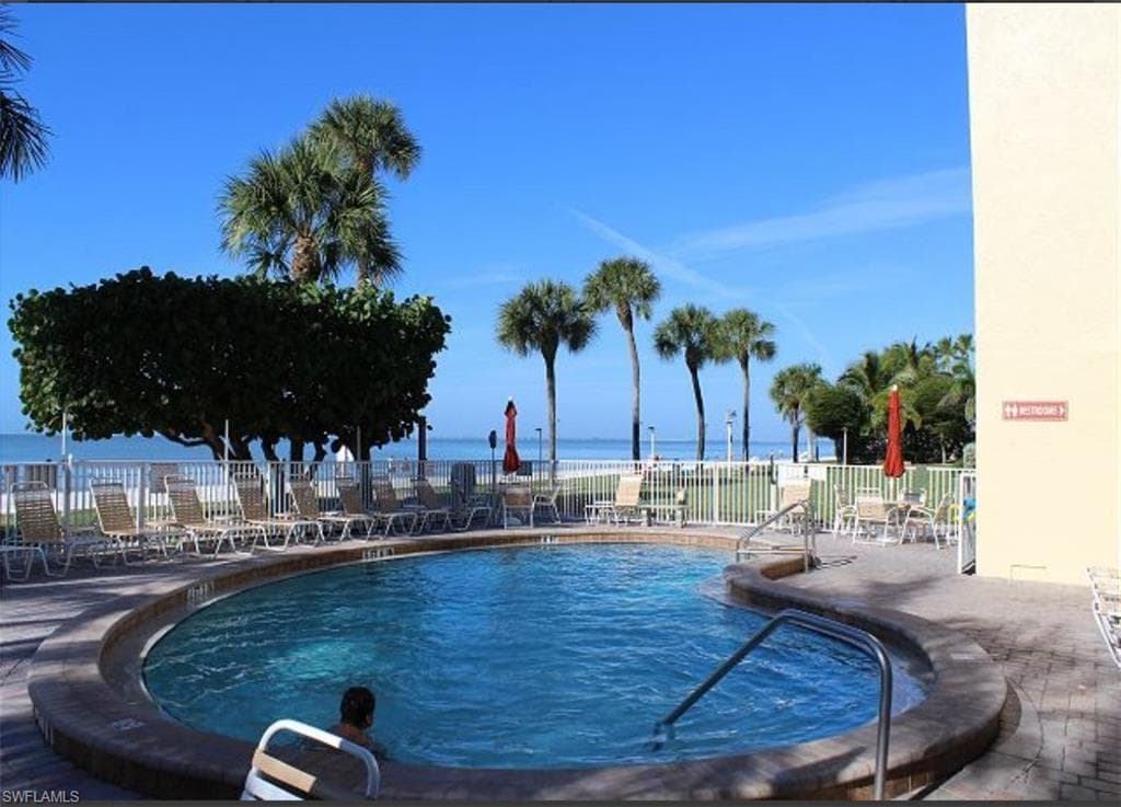 5000 Estero Blvd 302, Fort Myers Beach, FL 33931-20