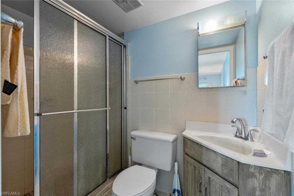 3635 Boca Ciega Dr 302, Naples, FL 34112-17
