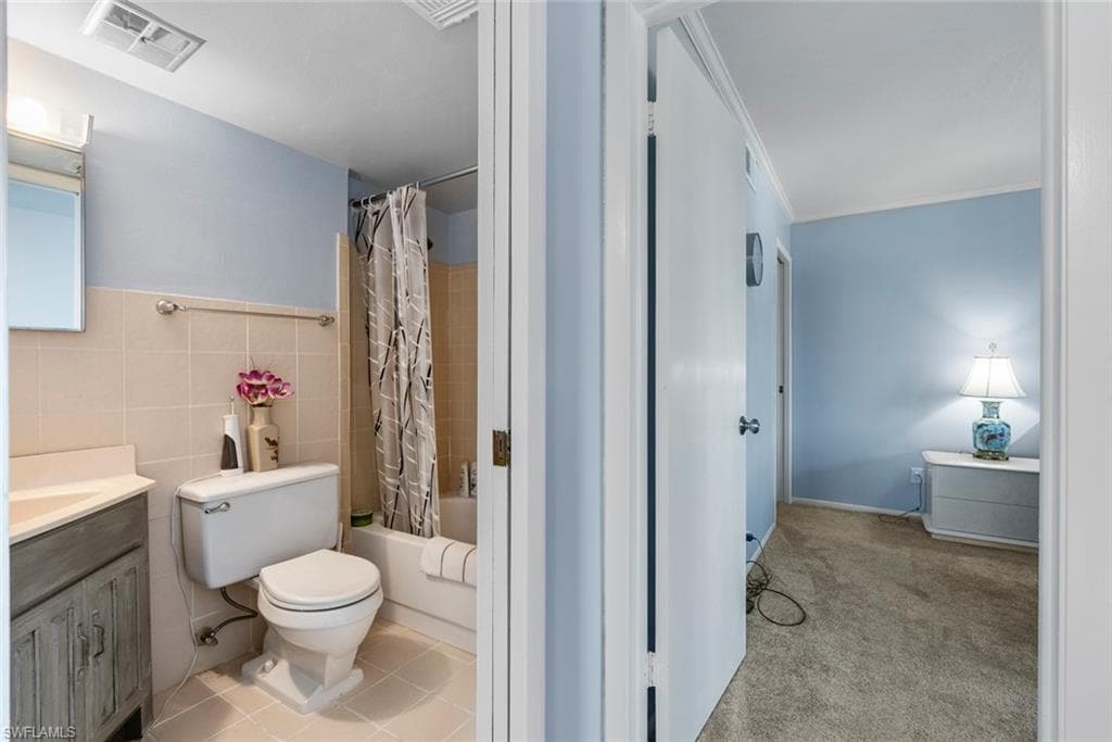 3635 Boca Ciega Dr 302, Naples, FL 34112-22