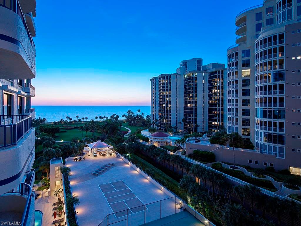 4451 Gulf Shore Blvd N 906, Naples, FL 34103-4