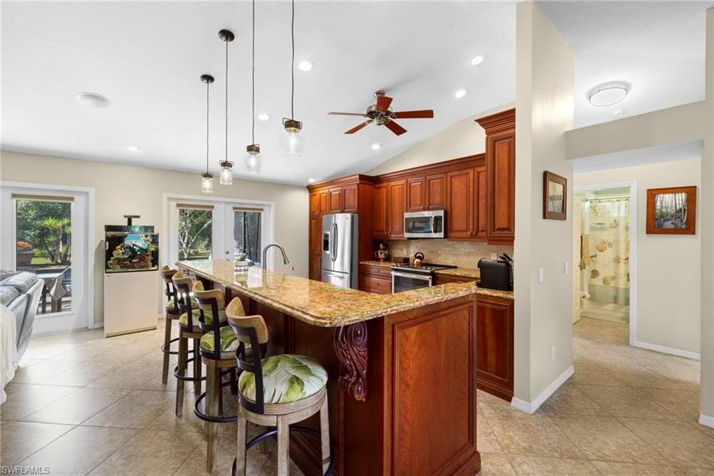 6060 Painted Leaf Ln, Naples, FL 34116-18