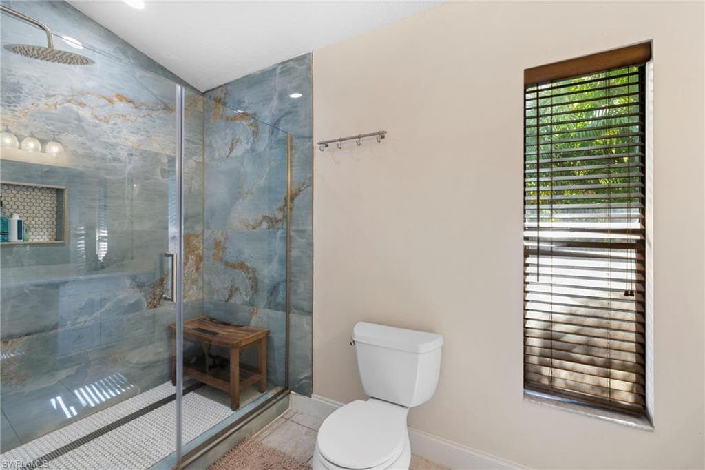 6060 Painted Leaf Ln, Naples, FL 34116-26