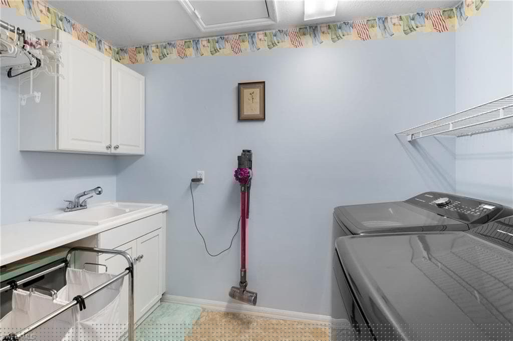 6060 Painted Leaf Ln, Naples, FL 34116-30