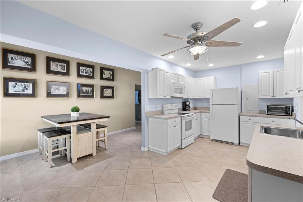 6060 Painted Leaf Ln, Naples, FL 34116-33