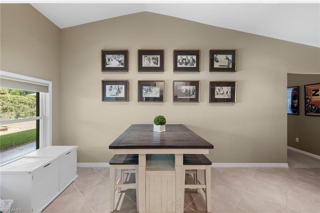 6060 Painted Leaf Ln, Naples, FL 34116-35