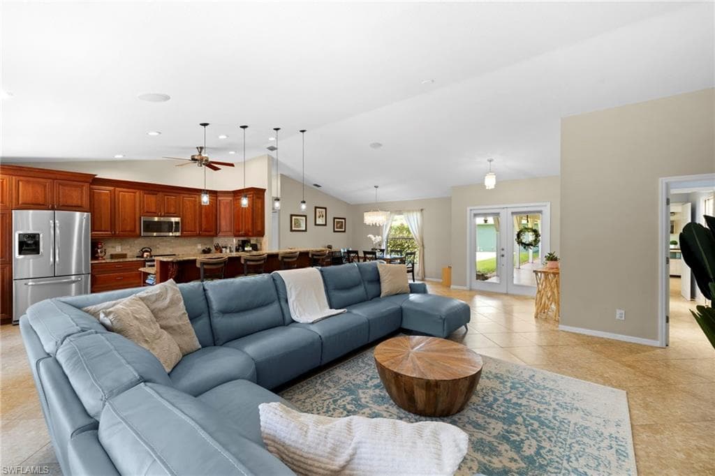 6060 Painted Leaf Ln, Naples, FL 34116-5