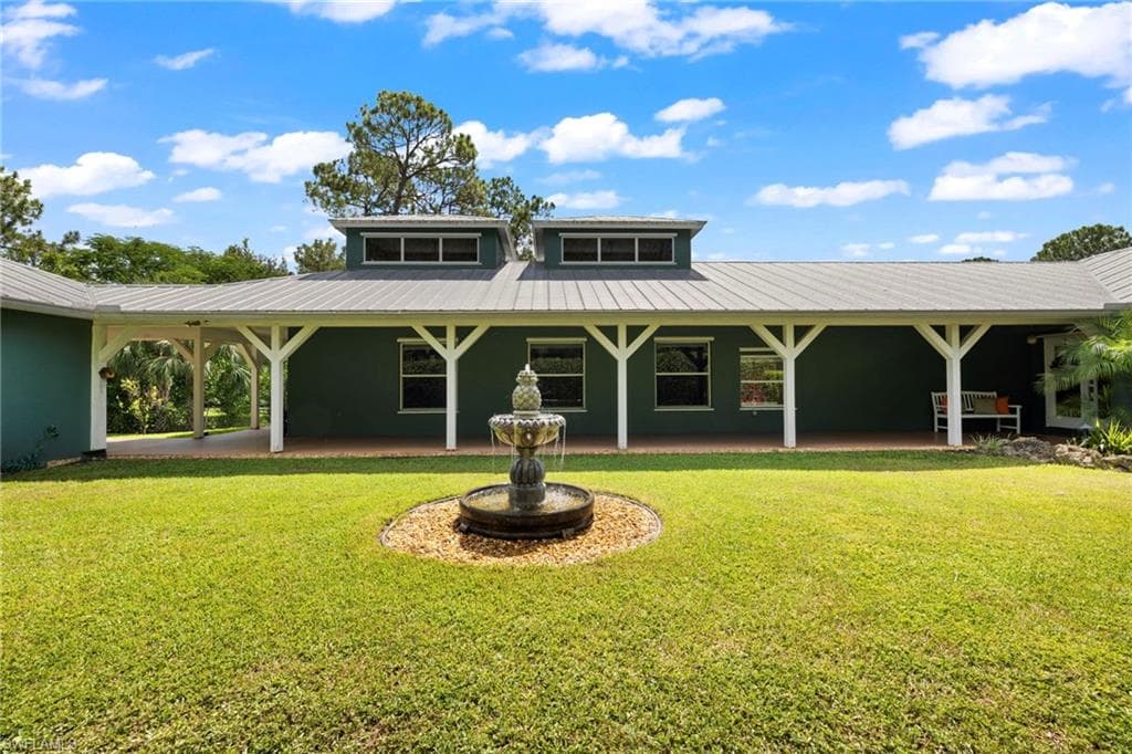 6060 Painted Leaf Ln, Naples, FL 34116-6