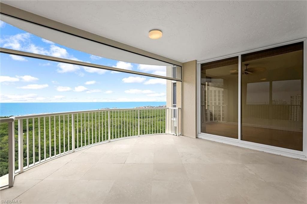 7117 Pelican Bay Blvd 1801, Naples, FL 34108-24