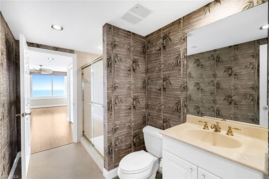 7117 Pelican Bay Blvd 1801, Naples, FL 34108-28