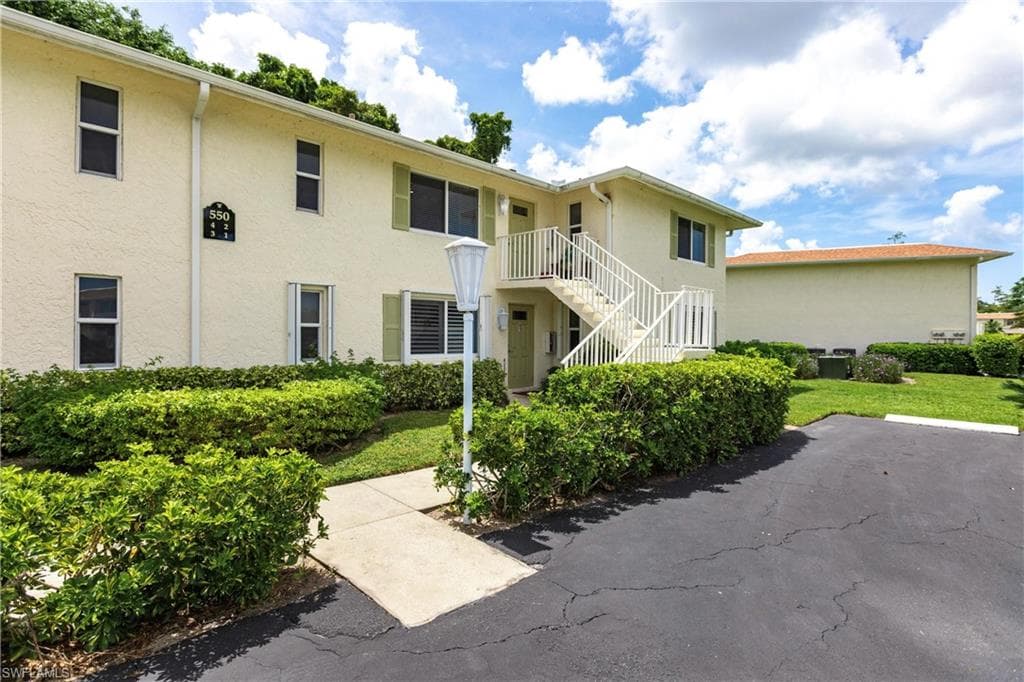 550 Teryl Rd 2302, Naples, FL 34112-1