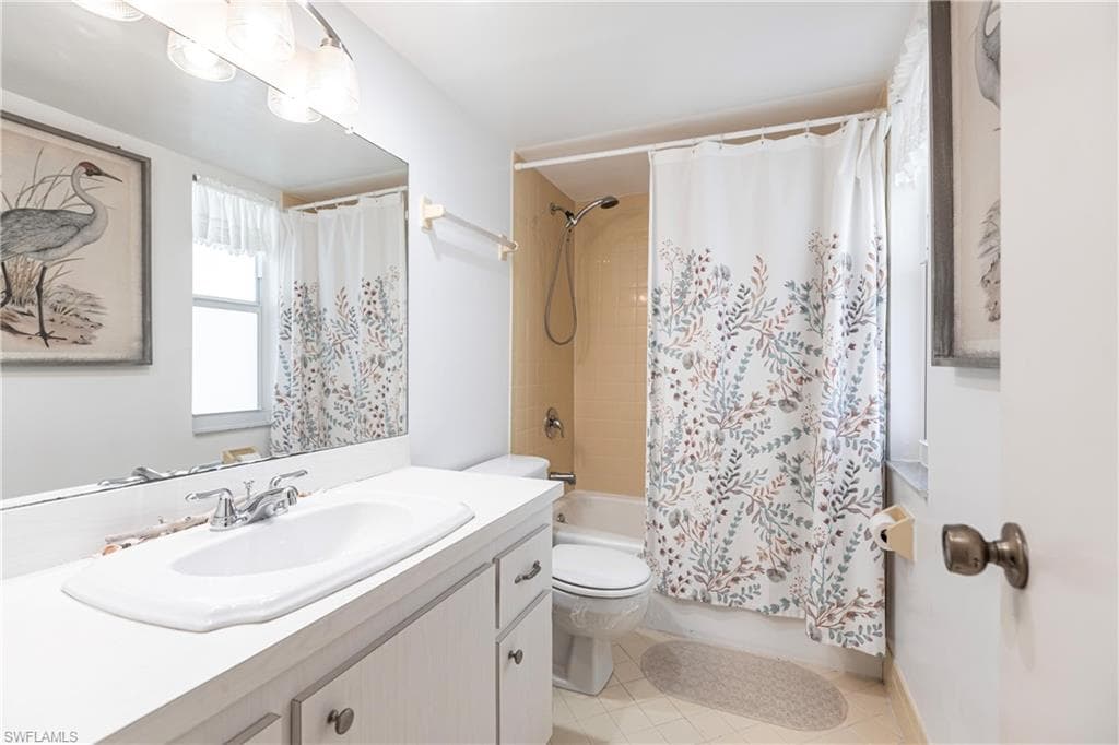 550 Teryl Rd 2302, Naples, FL 34112-27