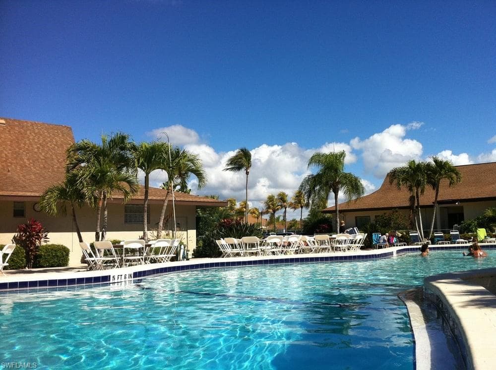 550 Teryl Rd 2302, Naples, FL 34112-38