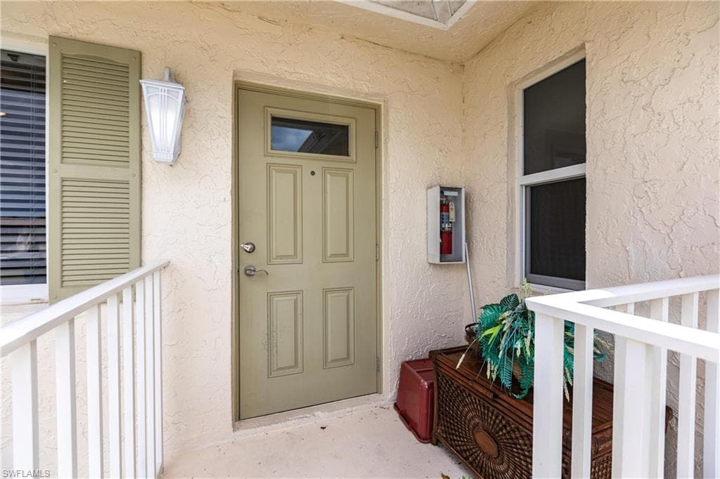 550 Teryl Rd 2302, Naples, FL 34112-5