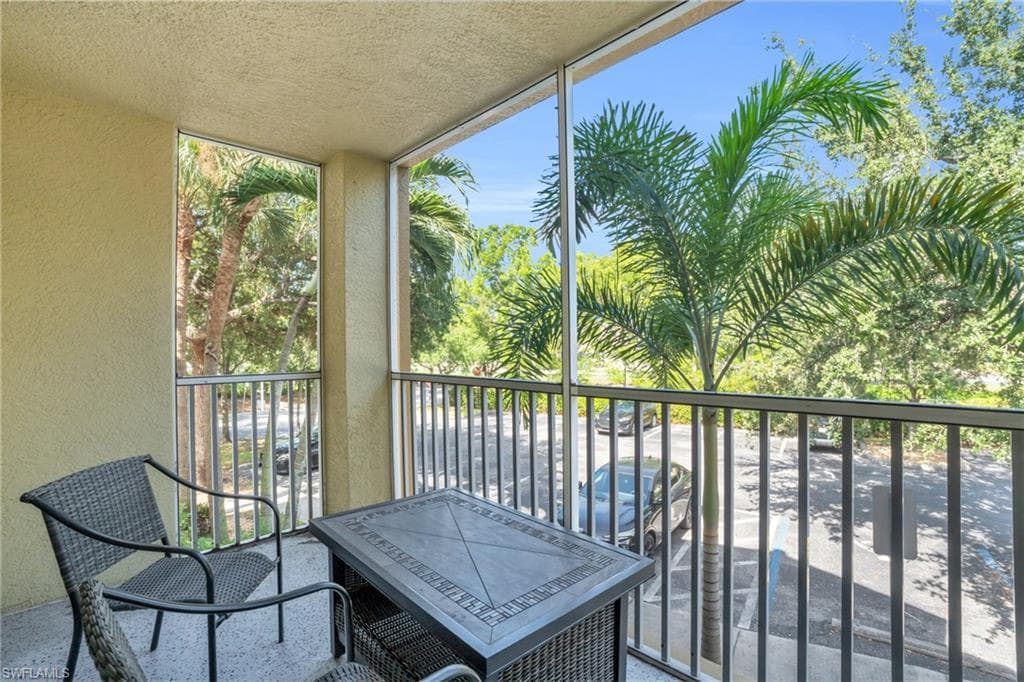 4149 Residence Dr 815, Fort Myers, FL 33901-15