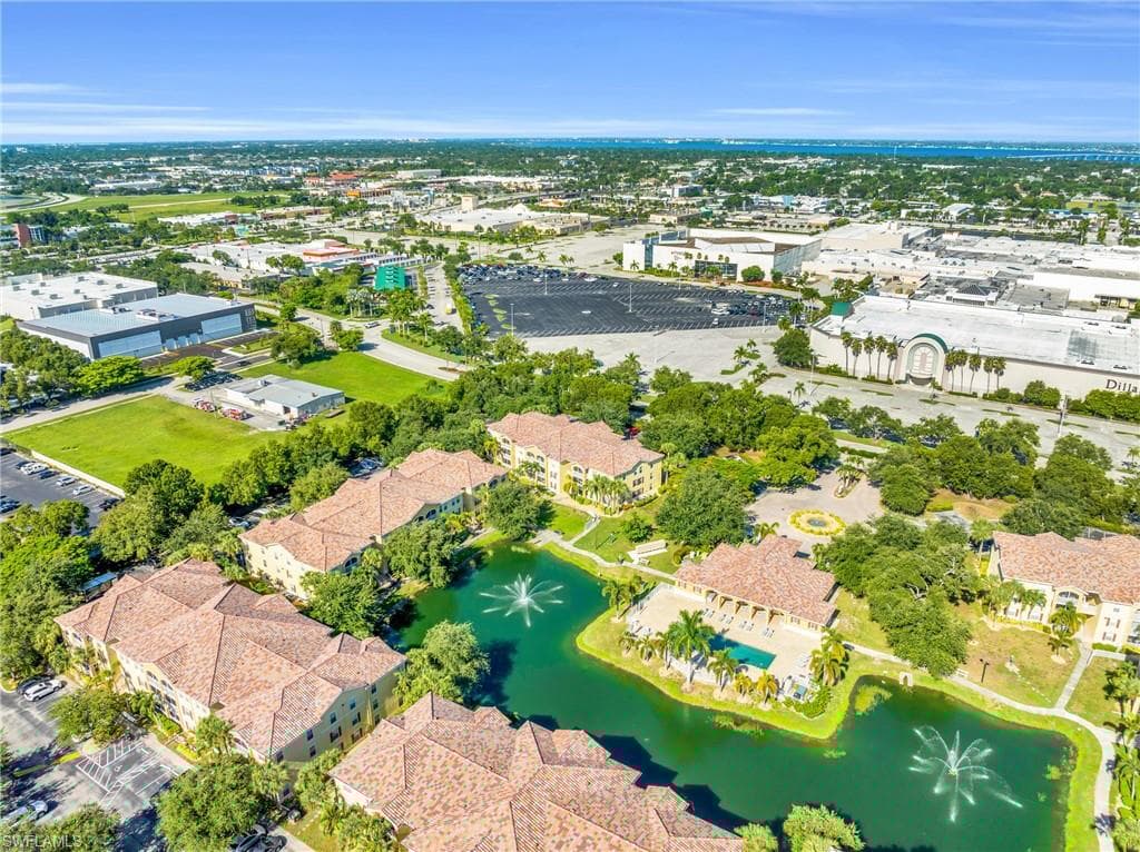 4149 Residence Dr 815, Fort Myers, FL 33901-19