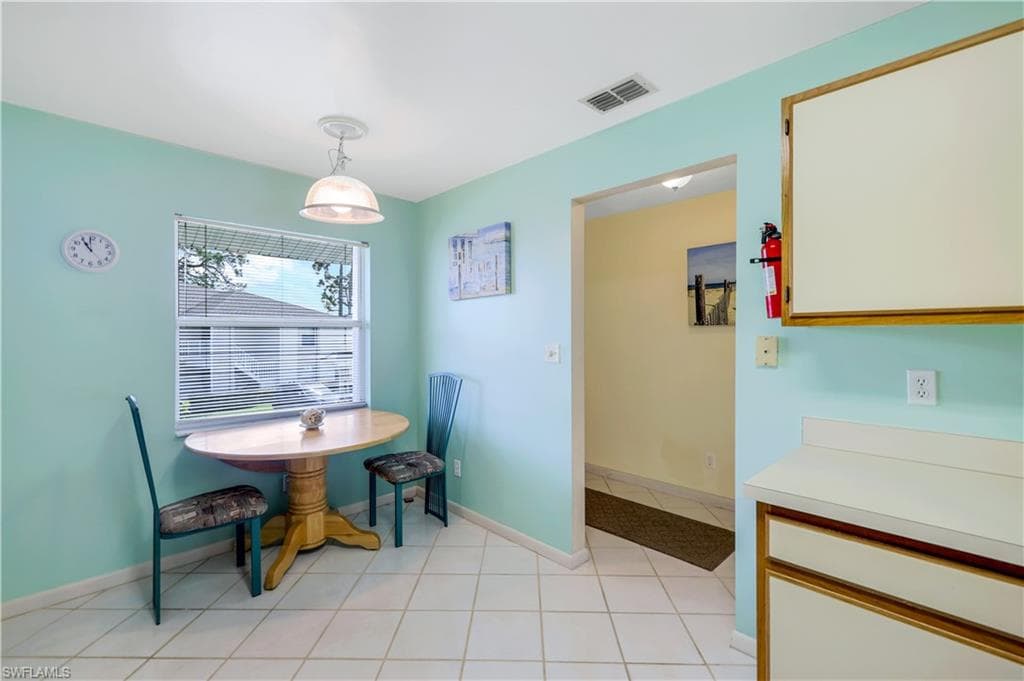 1343 Churchill Cir H202, Naples, FL 34116-13