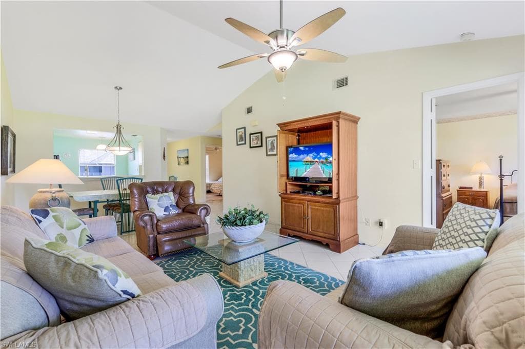1343 Churchill Cir H202, Naples, FL 34116-7