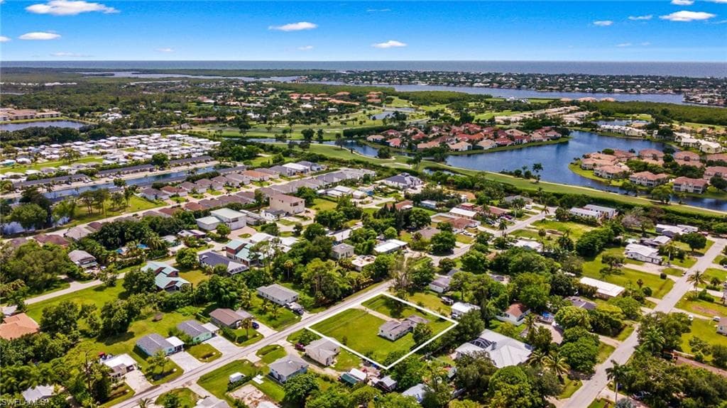 2733 Storter Ave, Naples, FL 34112-9