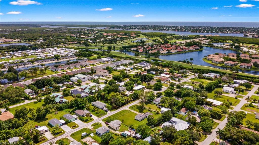 2733 Storter Ave, Naples, FL 34112-10