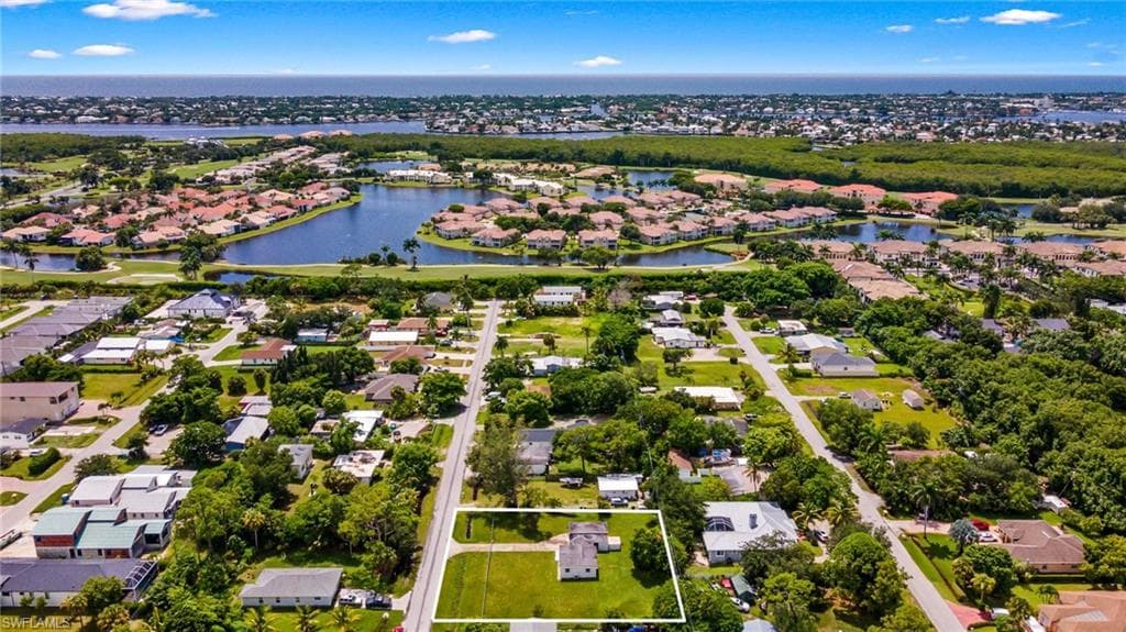 2733 Storter Ave, Naples, FL 34112-11