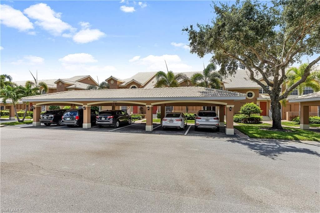 28064 Cavendish Ct 2408, Bonita Springs, FL 34135-28