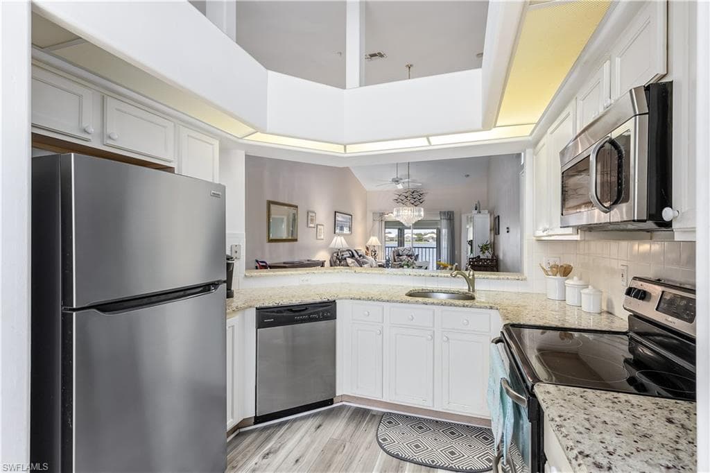 28064 Cavendish Ct 2408, Bonita Springs, FL 34135-4