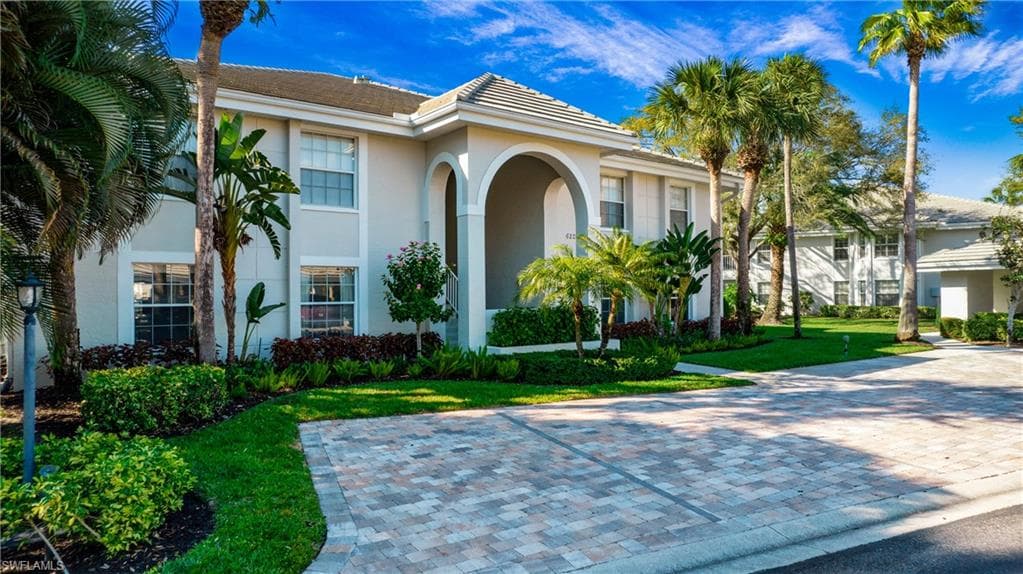 6225 Bellerive Ave 1501, Naples, FL 34119-3