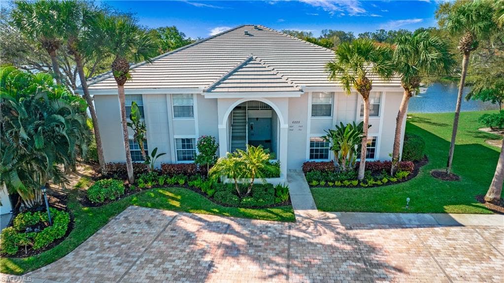 6225 Bellerive Ave 1501, Naples, FL 34119-5