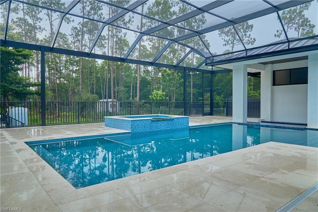 5847 English Oaks Ln, Naples, FL 34119-12