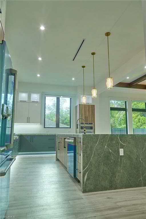 5847 English Oaks Ln, Naples, FL 34119-20