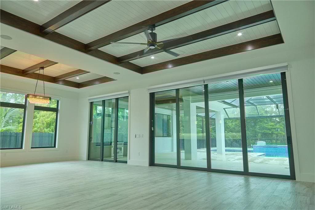 5847 English Oaks Ln, Naples, FL 34119-25