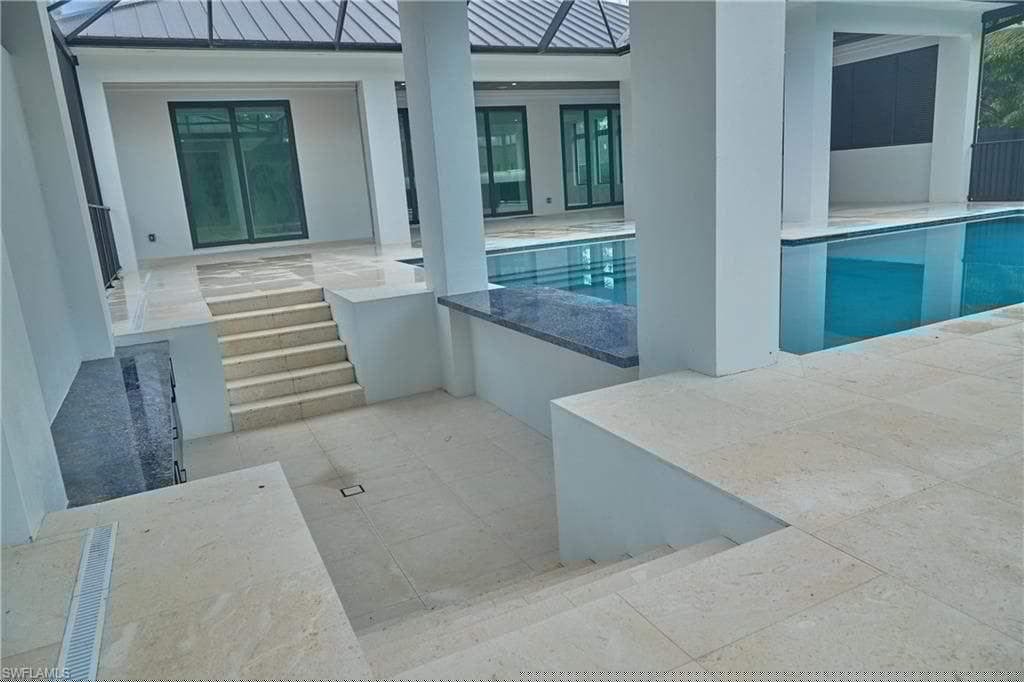 5847 English Oaks Ln, Naples, FL 34119-8