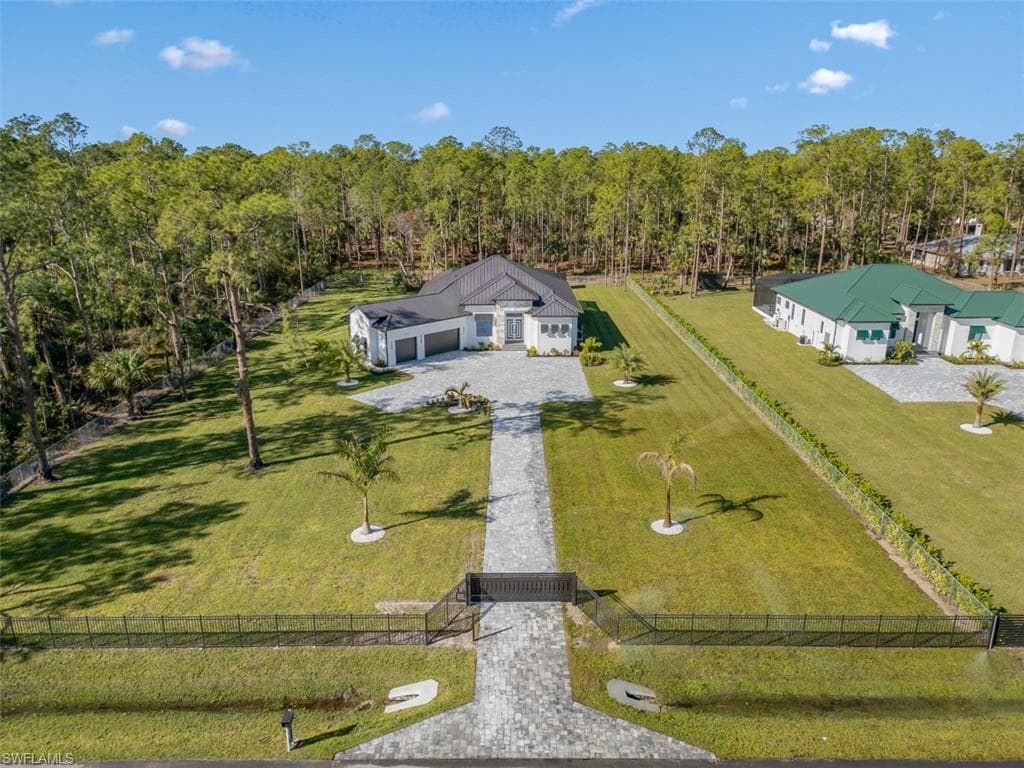 1385 23rd St SW, Naples, FL 34117-10