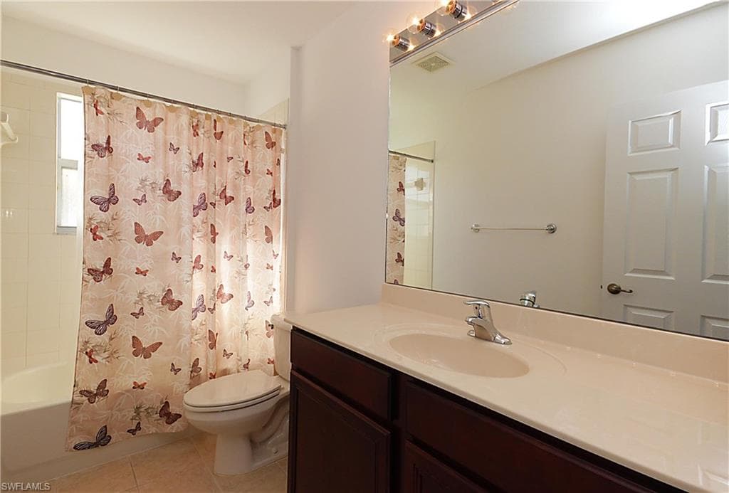2068 Par Dr, Naples, FL 34120-11