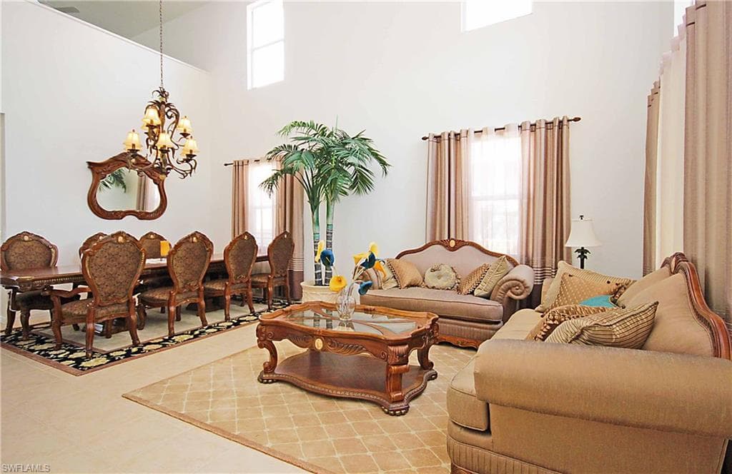 2068 Par Dr, Naples, FL 34120-3