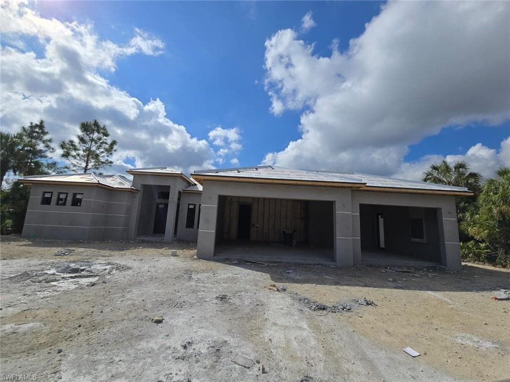 2730 18th Ave SE, Naples, FL 34117-6