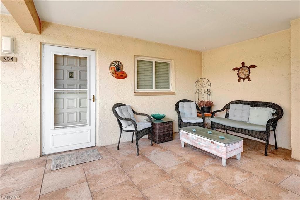 4309 Mariner Way 304, Fort Myers, FL 33919-35