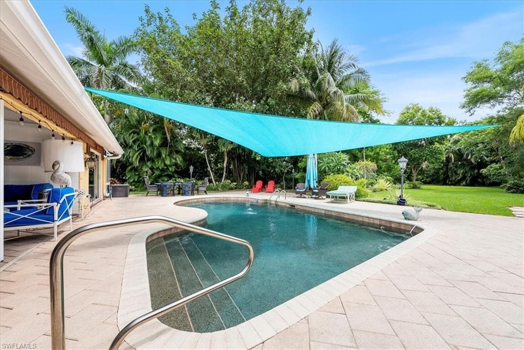 6540 Trail Blvd, Naples, FL 34108-45