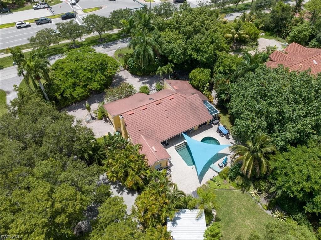 6540 Trail Blvd, Naples, FL 34108-48