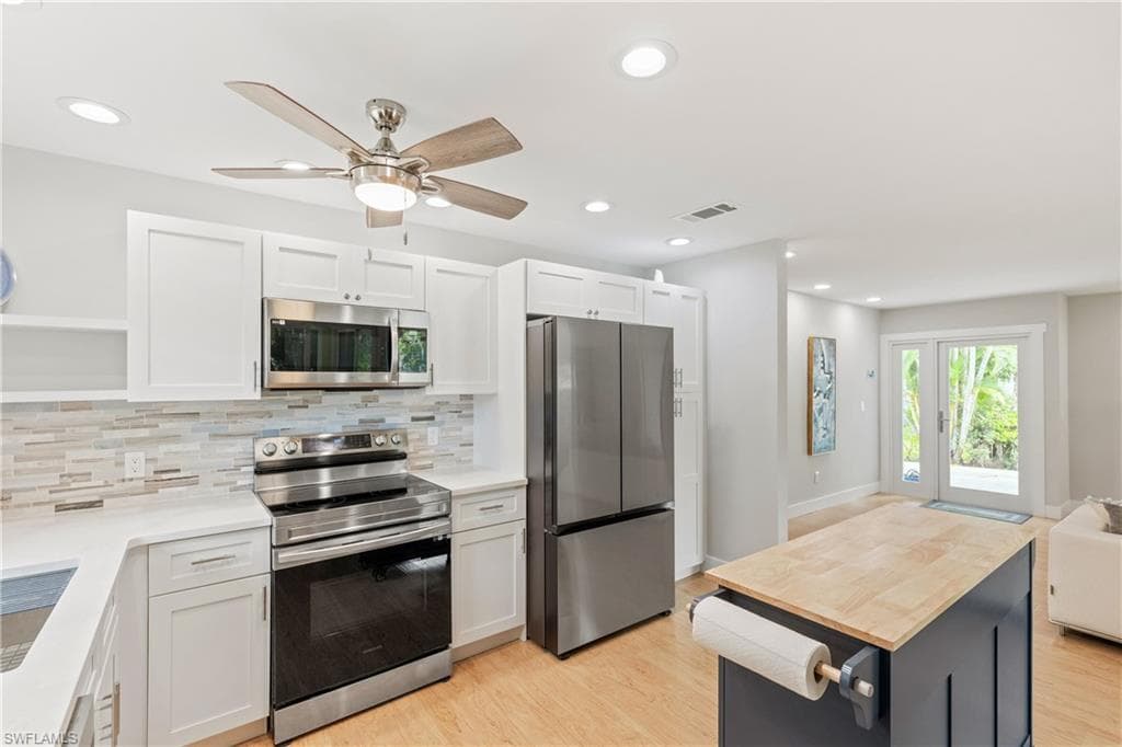 200 Georgetown Blvd 2-30, Naples, FL 34112-14
